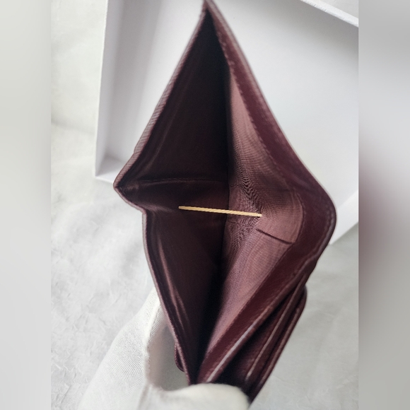 ‼️SOLD SOLD‼️ Auth Prada Saffiano Leather Wallet - Picture 5 of 10